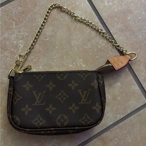 Elegant Designer Mini Bag with Gold Chain